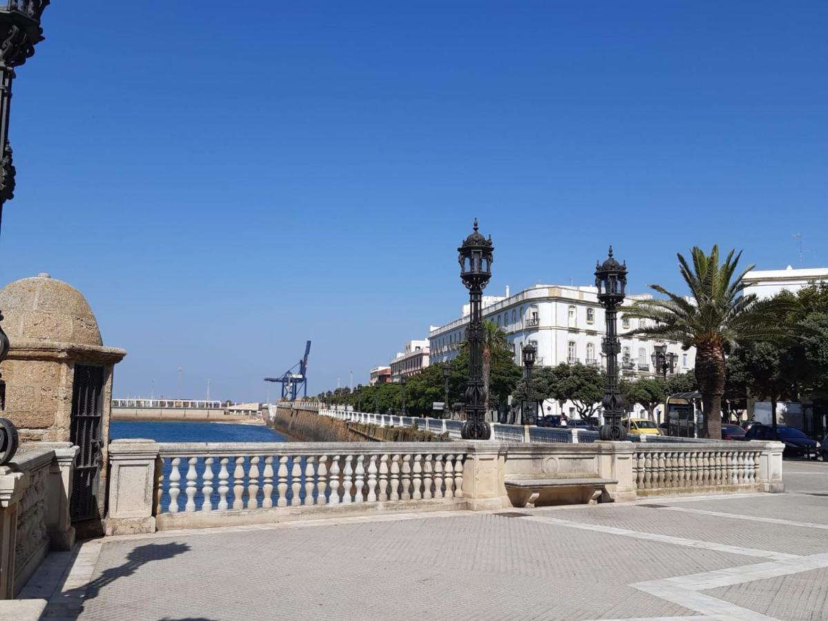 Atico Banos Del Carmen Apartment Cadiz Exterior photo